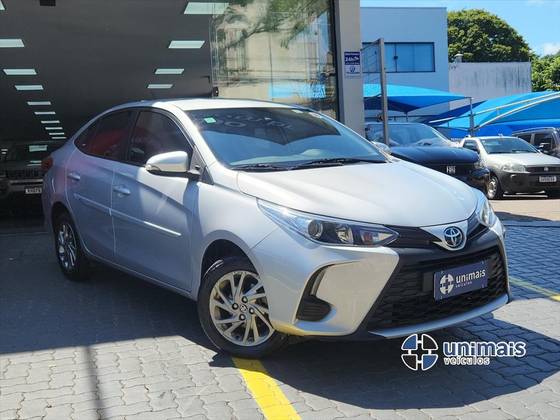 TOYOTA YARIS 1.5 16V FLEX SEDAN XS MULTIDRIVE TOYOTA YARIS 1.5 16V FLEX SEDAN XS MULTIDRIVE